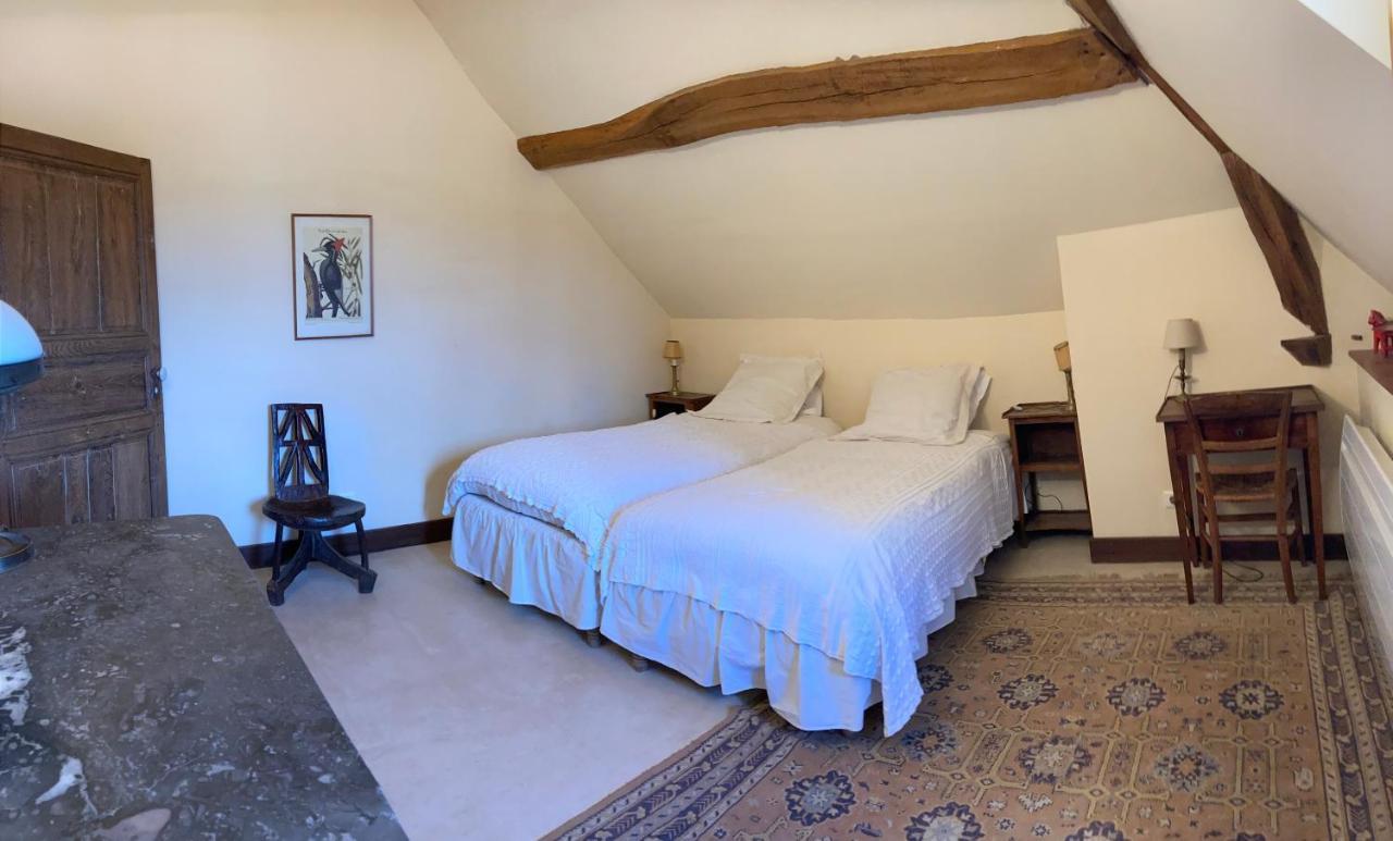 Bed and Breakfast La Buffonnerie Moutiers-Saint-Jean Экстерьер фото